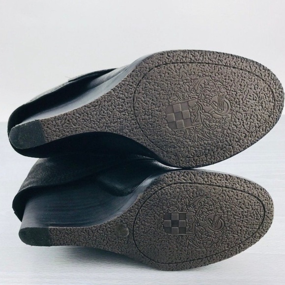 Vince Camuto Almay Womens Size 8 B Wedge Knee High Leather Boots Cuff Buttons - Picture 10 of 10